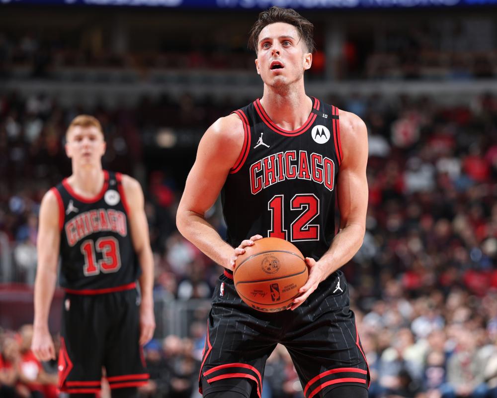 何衬托核心 何衬托核心