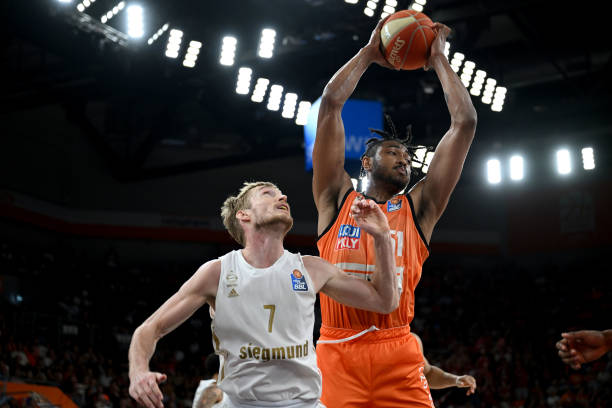 场均两双表 场均两双表